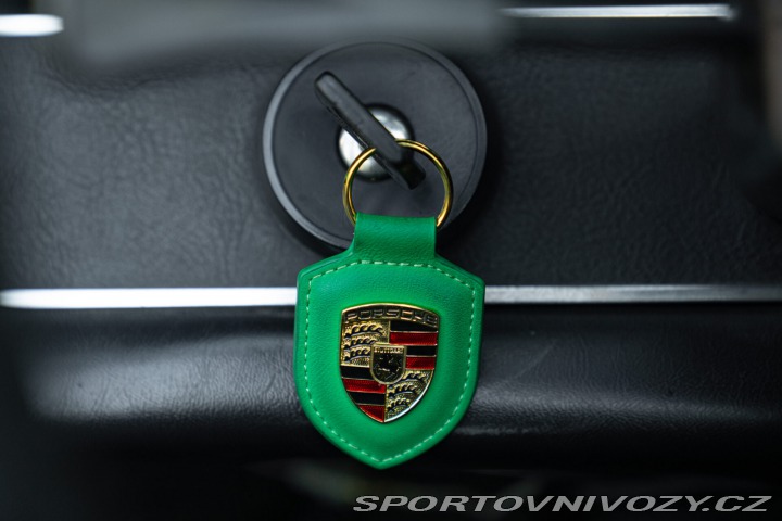 Porsche 911 S 2.4 TARGA 1973
