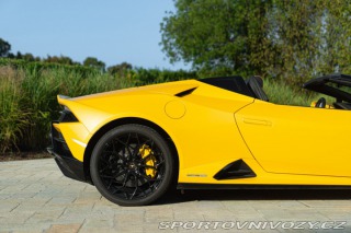 Lamborghini Ostatní modely HURACÁN EVO SPYDER 2021