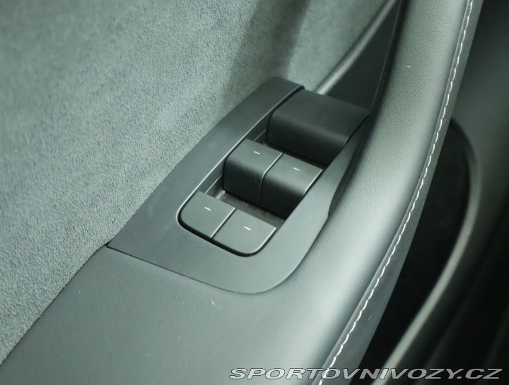 Tesla Model Y Long Range AWD 75kWh 2021
