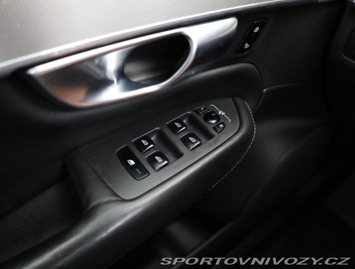 Volvo Ostatní modely XC90  T6 AWD 2019