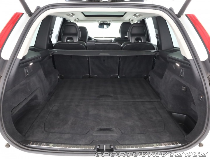 Volvo Ostatní modely XC90  T6 AWD 2019