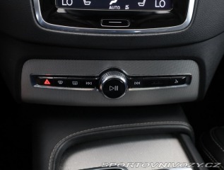 Volvo Ostatní modely XC90  T6 AWD 2019
