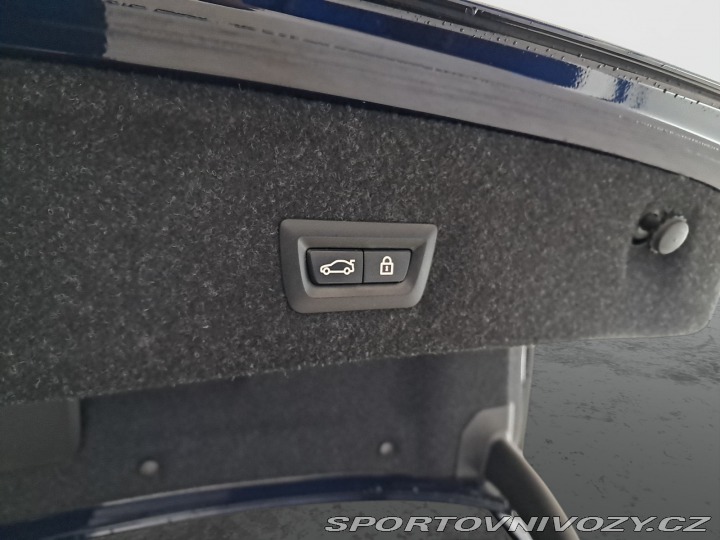 BMW 3 330 e xDrive 2021