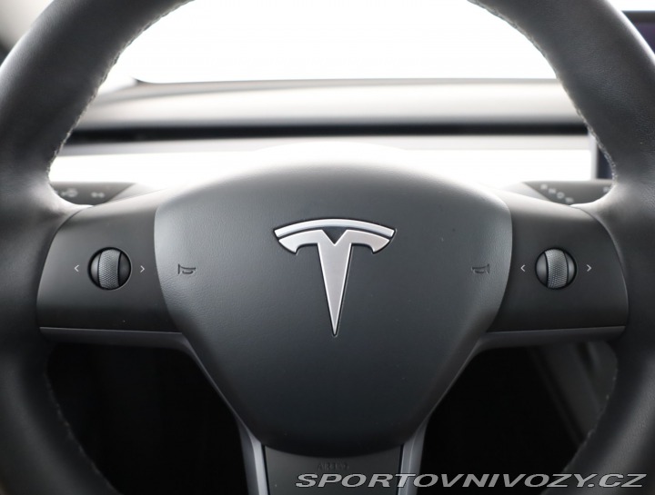 Tesla Model Y Long Range AWD 75kWh 2021