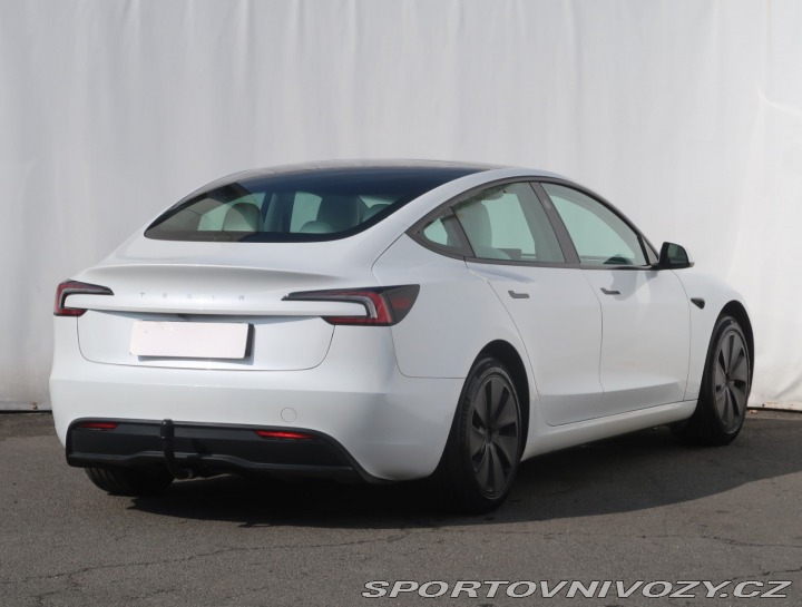 Tesla Model 3 Standard Range 60kWh 2024