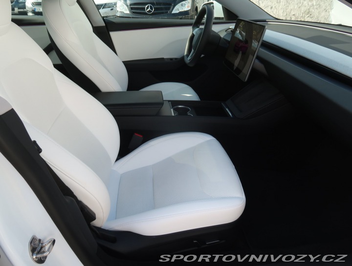 Tesla Model 3 Standard Range 60kWh 2024