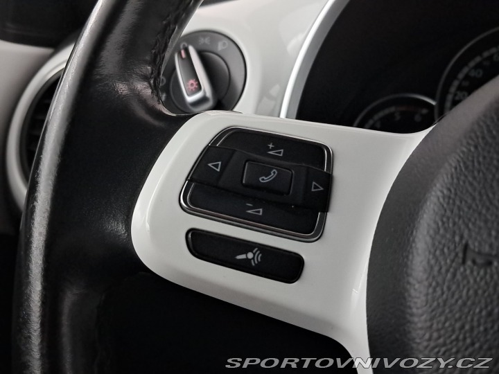 Volkswagen Beetle 2.0 TDI 2015