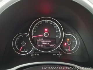 Volkswagen Beetle 2.0 TDI 2015