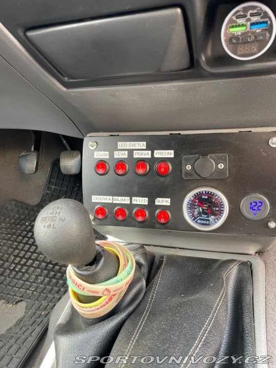 Ford Ostatní modely Maverick 2,7 TDi 92kw 1999