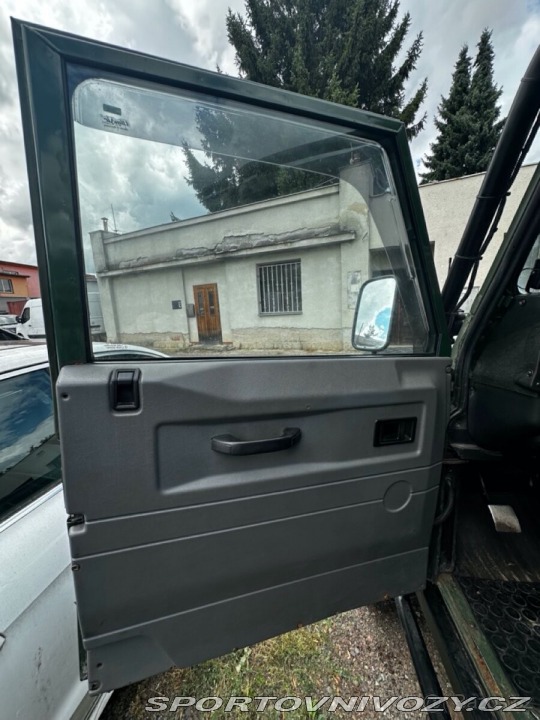 Ostatní značky Ostatní modely Land Rover Defender 2002