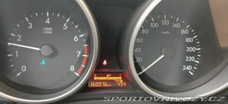 Mazda Ostatní modely 5 2,0   CW,2.0 benzin, spor 2011