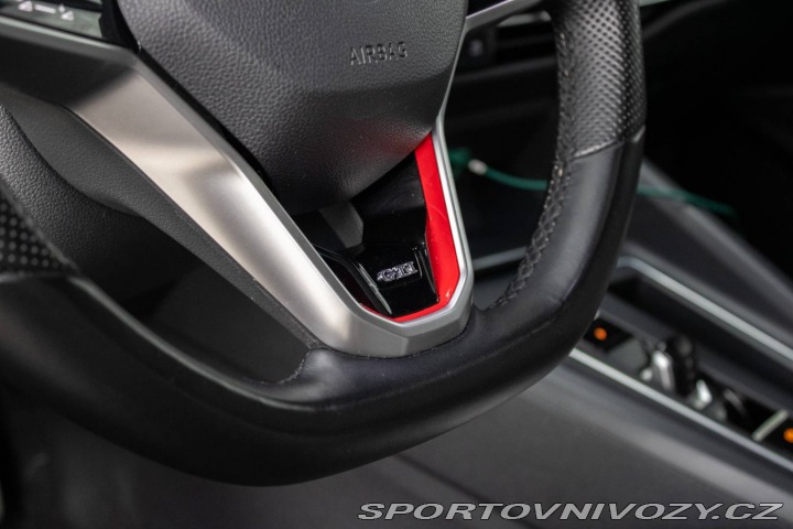 Volkswagen Golf 2.0 TSI GTI DSG / 180kW 2021