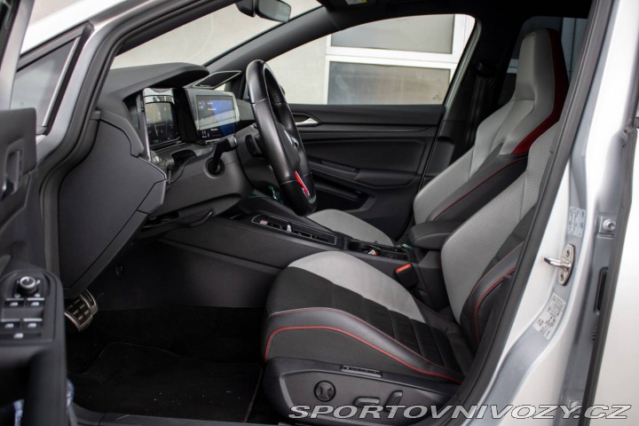Volkswagen Golf 2.0 TSI GTI DSG / 180kW 2021