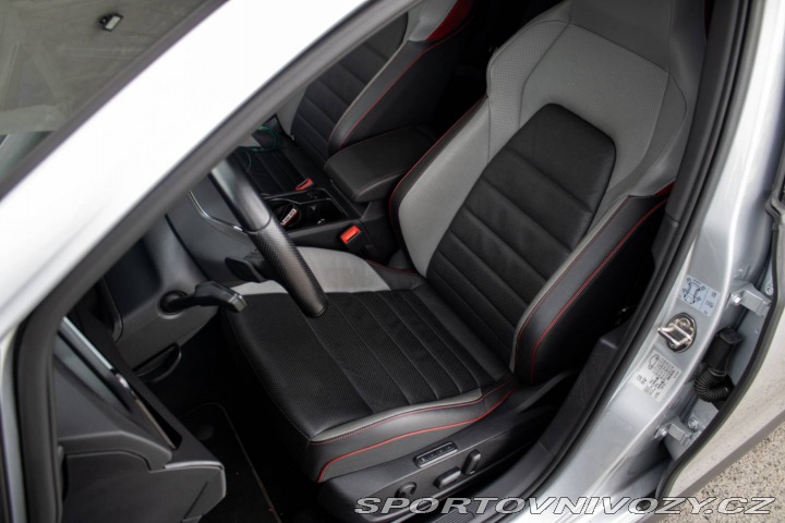 Volkswagen Golf 2.0 TSI GTI DSG / 180kW 2021