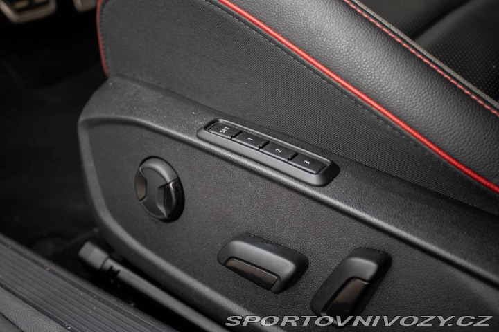 Volkswagen Golf 2.0 TSI GTI DSG / 180kW 2021