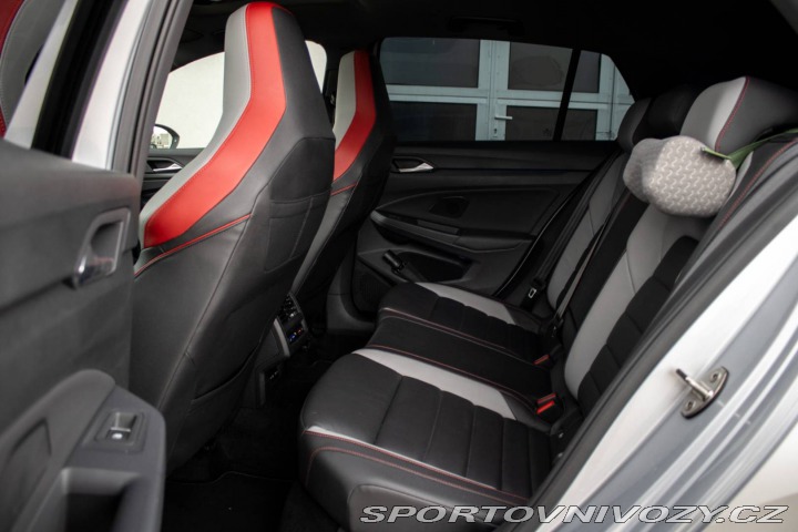 Volkswagen Golf 2.0 TSI GTI DSG / 180kW 2021