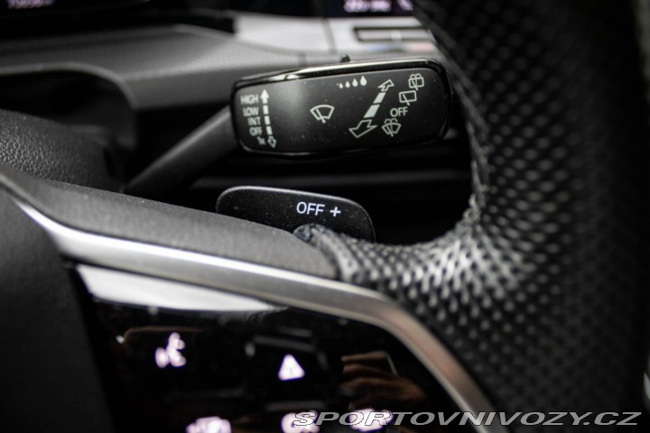 Volkswagen Golf 2.0 TSI GTI DSG / 180kW 2021