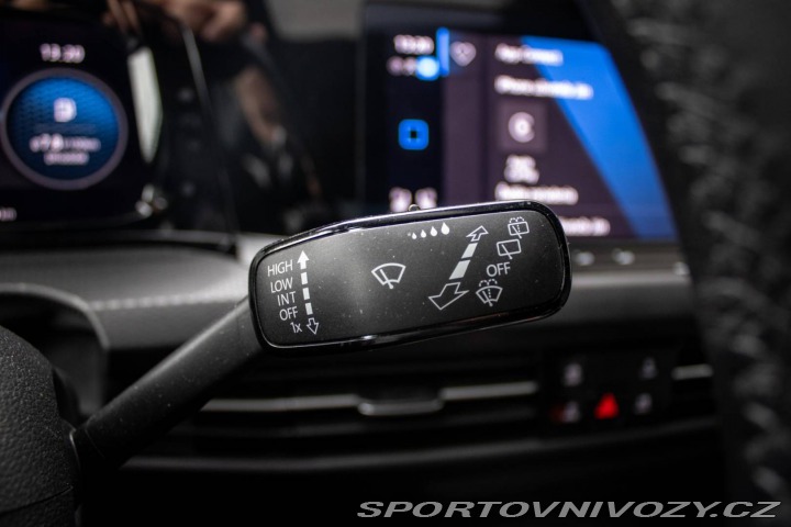 Volkswagen Golf 2.0 TSI GTI DSG / 180kW 2021