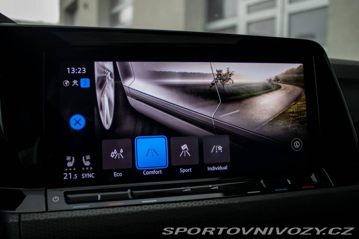 Volkswagen Golf 2.0 TSI GTI DSG / 180kW 2021