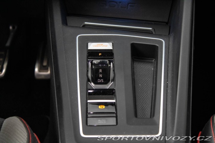 Volkswagen Golf 2.0 TSI GTI DSG / 180kW 2021
