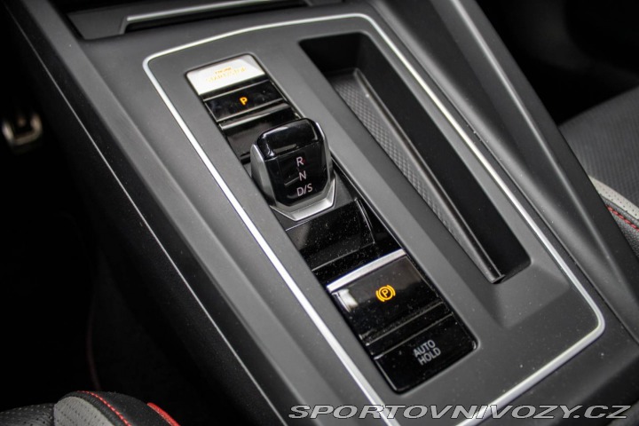 Volkswagen Golf 2.0 TSI GTI DSG / 180kW 2021