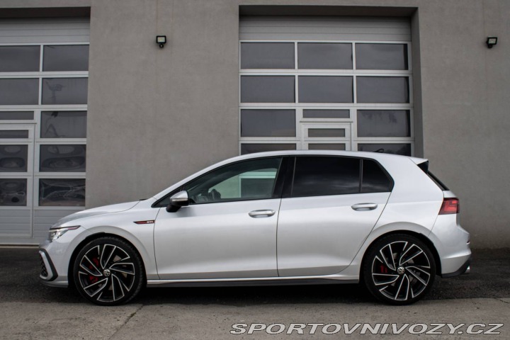 Volkswagen Golf 2.0 TSI GTI DSG / 180kW 2021