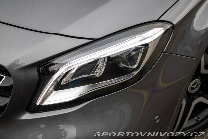 Mercedes-Benz Ostatní modely GLA 250 4MATIC AMG Line / 15 2018
