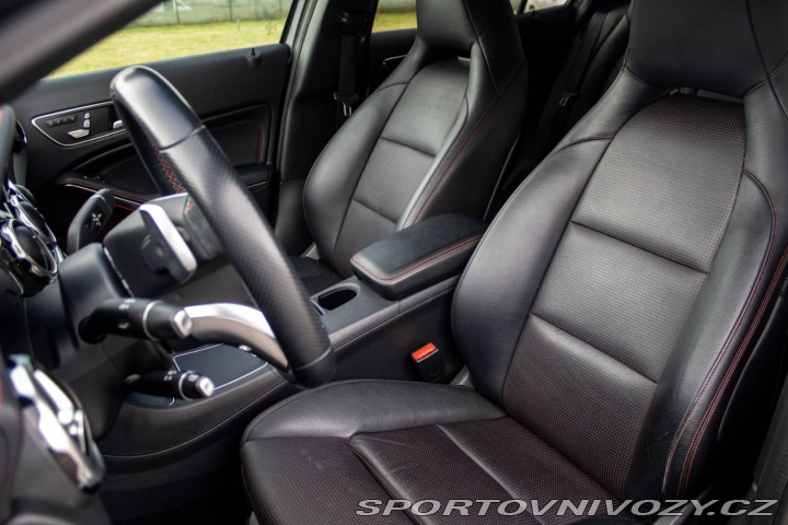 Mercedes-Benz Ostatní modely GLA 250 4MATIC AMG Line / 15 2018