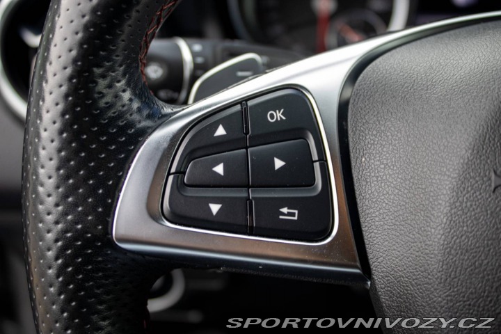 Mercedes-Benz Ostatní modely GLA 250 4MATIC AMG Line / 15 2018