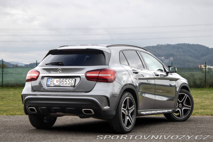 Mercedes-Benz Ostatní modely GLA 250 4MATIC AMG Line / 15 2018