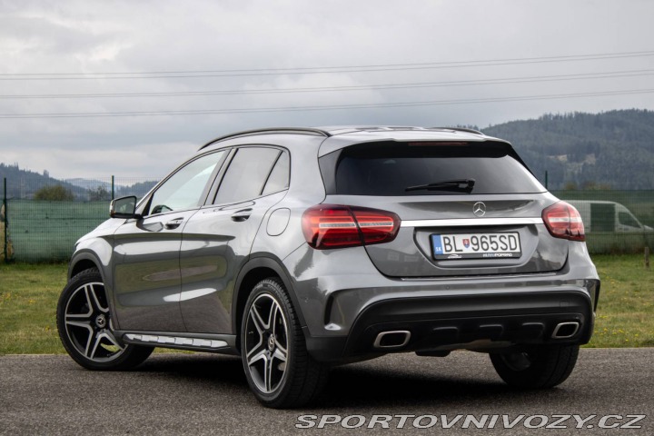 Mercedes-Benz Ostatní modely GLA 250 4MATIC AMG Line / 15 2018