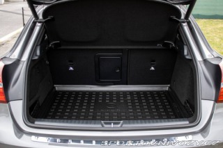 Mercedes-Benz Ostatní modely GLA  250 4MATIC AMG Line / 15 2018