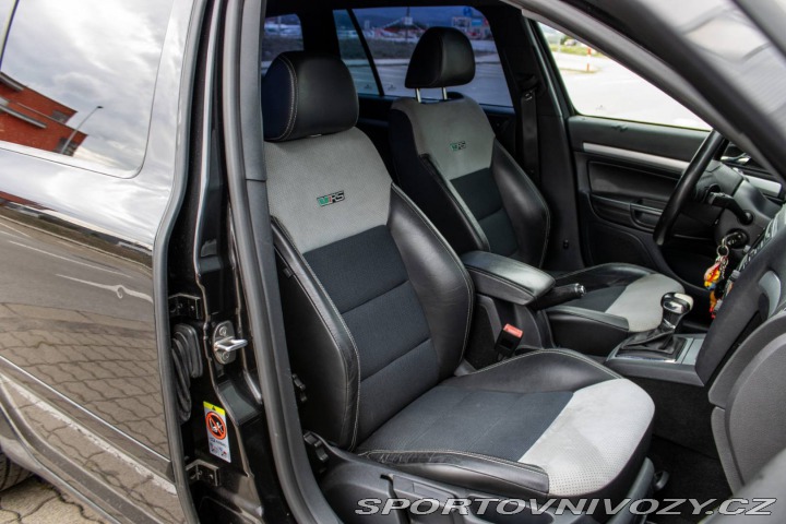 Škoda Octavia RS Combi  RS 2.0 TDI 125kW A 2011