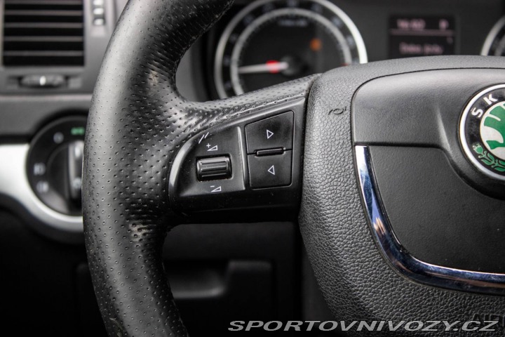 Škoda Octavia RS Combi  RS 2.0 TDI 125kW A 2011