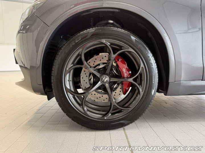 Alfa Romeo Stelvio Quadrifoglio 2.9 V6 BiTur 2026