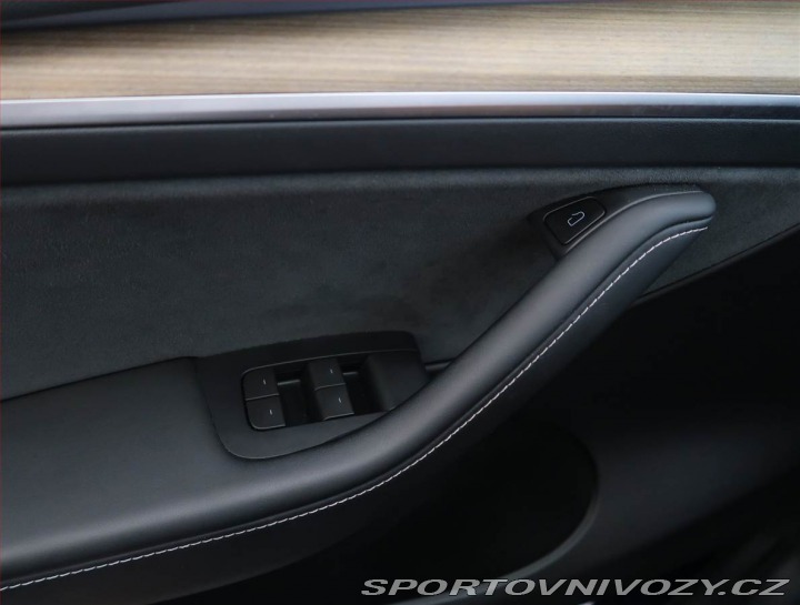 Tesla Model Y Long Range AWD 79kWh, SoH 2023