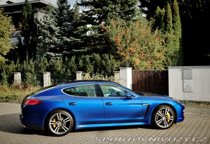 Porsche Panamera 4S PCCB Sport Chrono Plus 2011
