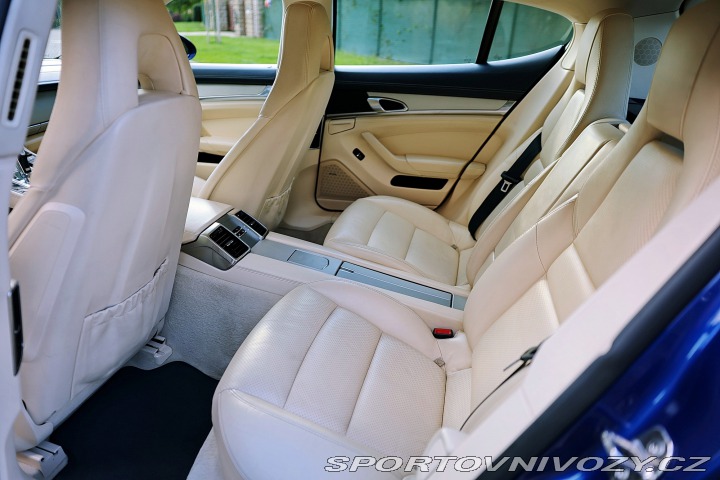 Porsche Panamera 4S PCCB Sport Chrono Plus 2011