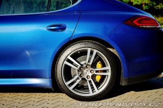 Porsche Panamera 4S PCCB Sport Chrono Plus 2011
