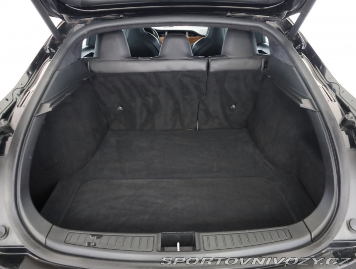 Tesla Model S Standard Range 2019