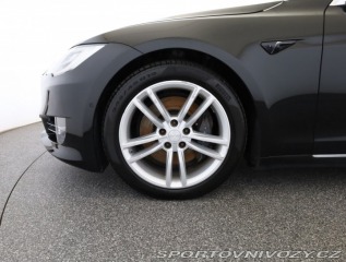 Tesla Model S Standard Range 2019