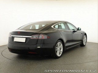 Tesla Model S Standard Range 2019