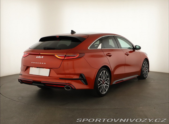 Kia ProCeed GT 1.6 T-GDI 2021