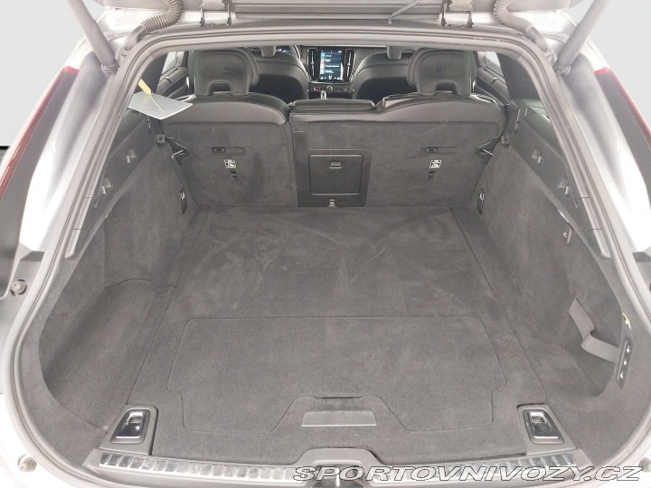 Volvo V90 T8 Twin Engine AWD 2019