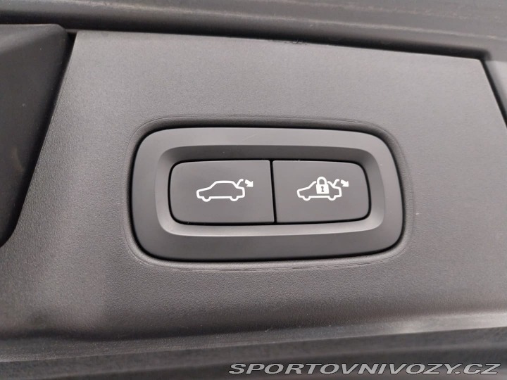 Volvo V90 T8 Twin Engine AWD 2019