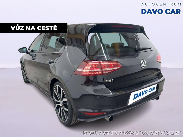 Volkswagen Golf 2,0 TSI GTI Xenon 1.Majit 2014