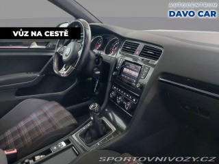 Volkswagen Golf 2,0 TSI GTI Xenon 1.Majit 2014