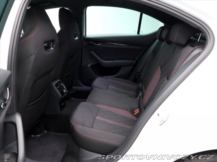 Škoda Octavia RS 2,0 TDI RS 4x4 Matrix DPH 2023