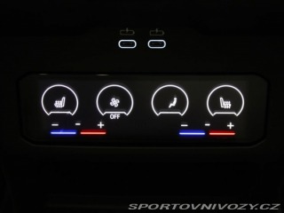 BMW 5 3,0 550e xDrive M-paket B 2025