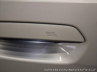 BMW 5 3,0 550e xDrive M-paket B 2025